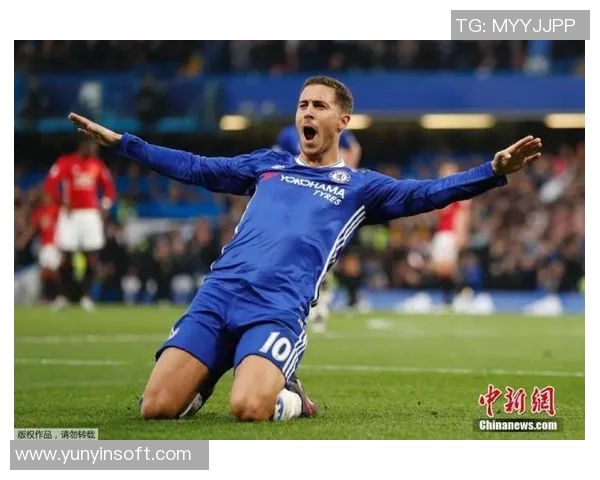 探讨当今足坛的足球明星与他们的传奇故事与成就