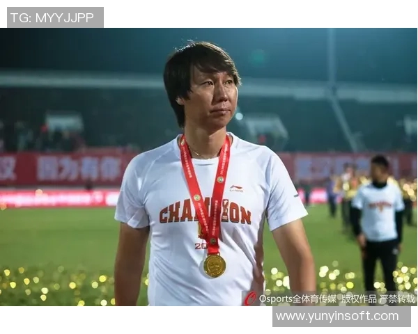 足球明星女儿的小名揭秘她的成长故事与家庭生活的点滴分享